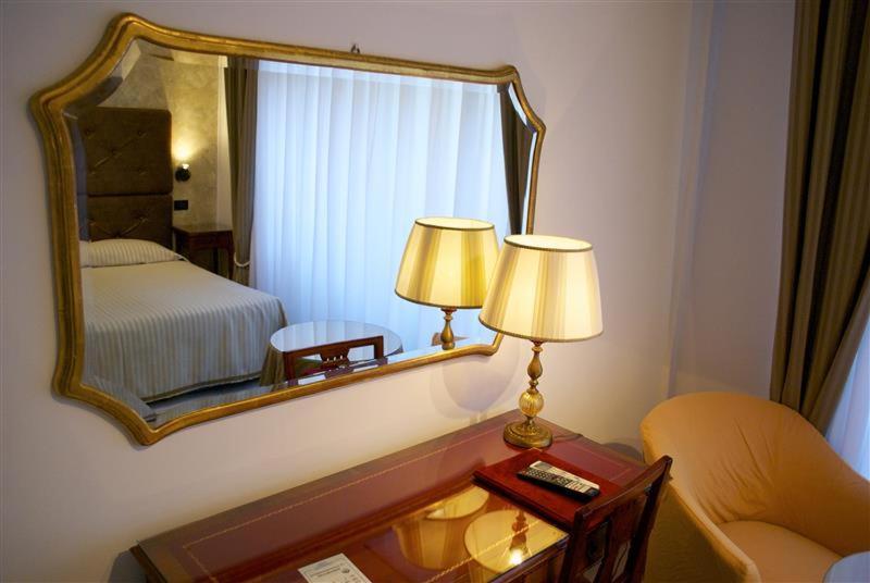 Hotel Miramare Lignano Sabbiadoro Eksteriør billede