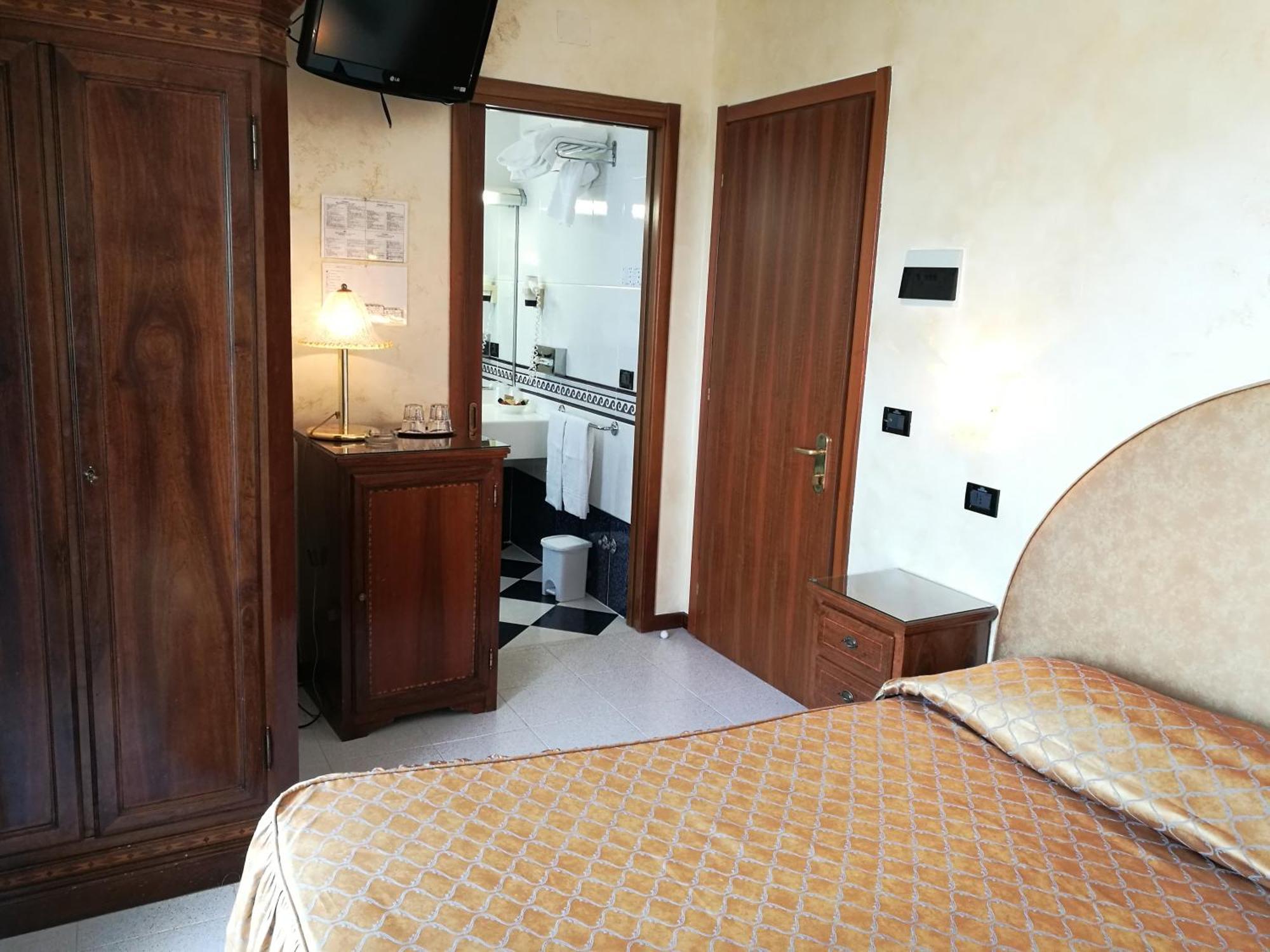 Hotel Miramare Lignano Sabbiadoro Eksteriør billede
