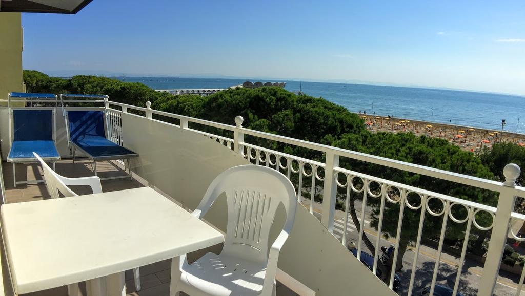 Hotel Miramare Lignano Sabbiadoro Eksteriør billede