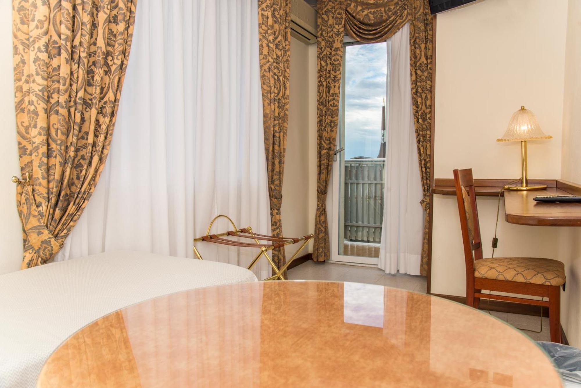 Hotel Miramare Lignano Sabbiadoro Eksteriør billede
