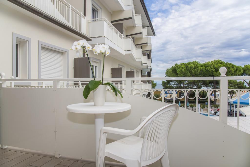 Hotel Miramare Lignano Sabbiadoro Eksteriør billede