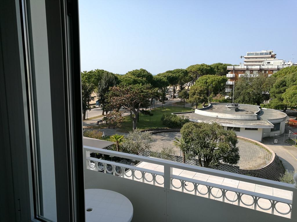 Hotel Miramare Lignano Sabbiadoro Eksteriør billede